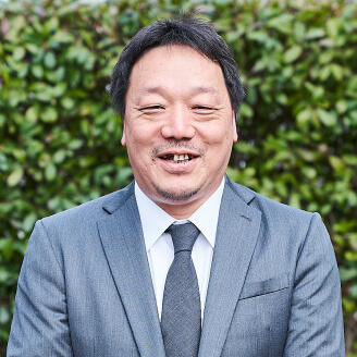 ムームJapanの床貼り職人 佐藤